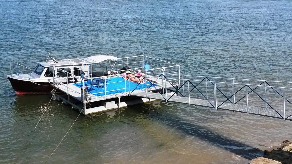 Delta Pontoon Hotel Mahmudia Luaran gambar